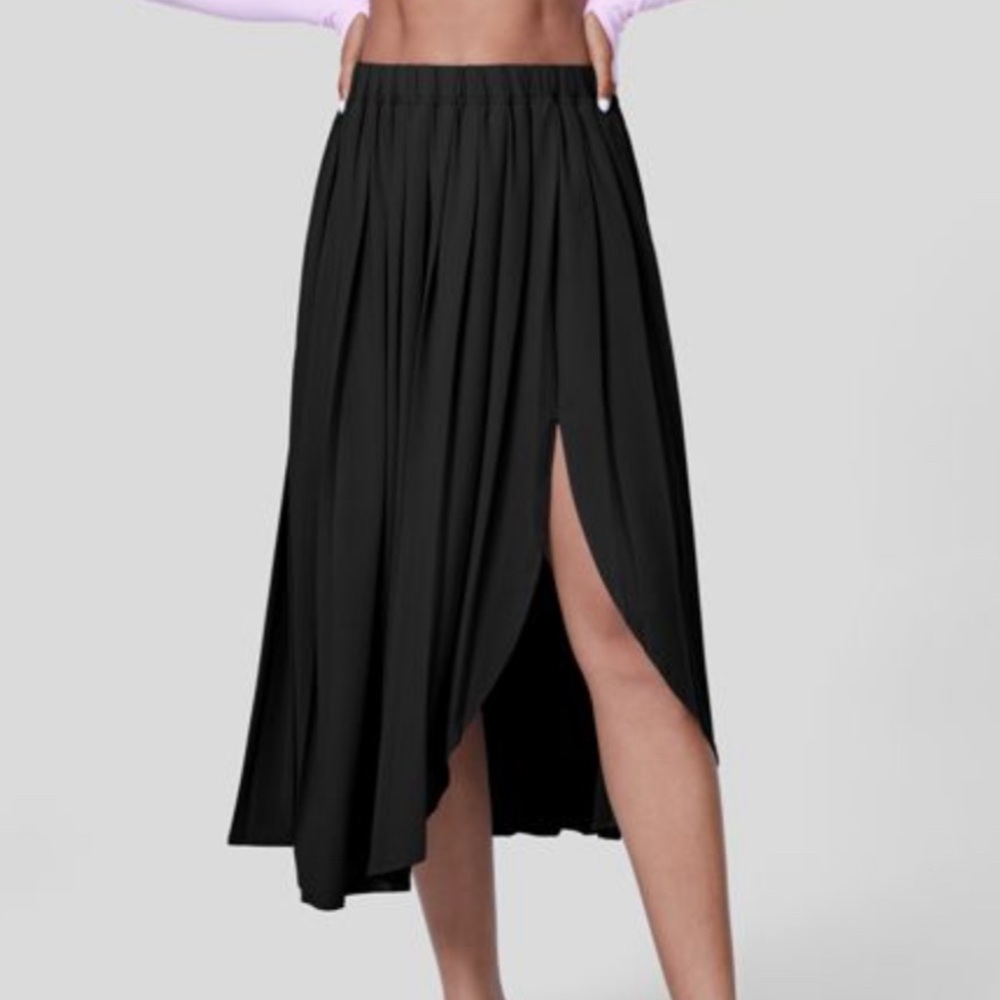 Halara High Waisted Pleated Split Asymmetrical Hem Midi Skirt M